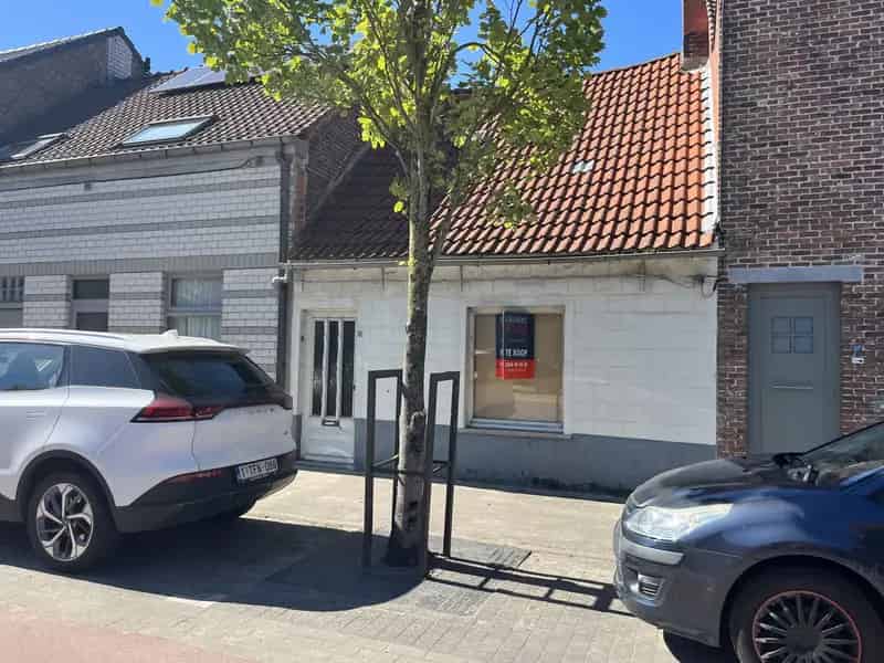 Huis te huur Eeklo Centrum - Budgetvriendelijk met Bijgebouw