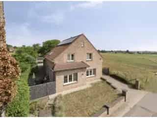 Villa te koop Sint Pieters Leeuw 4 slaapkamers