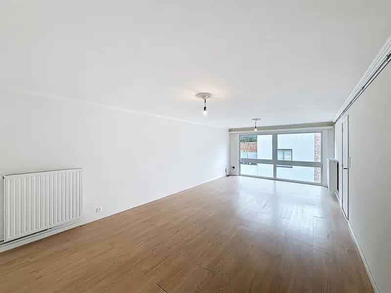 Gerenoveerd Appartement te Huur Centrum