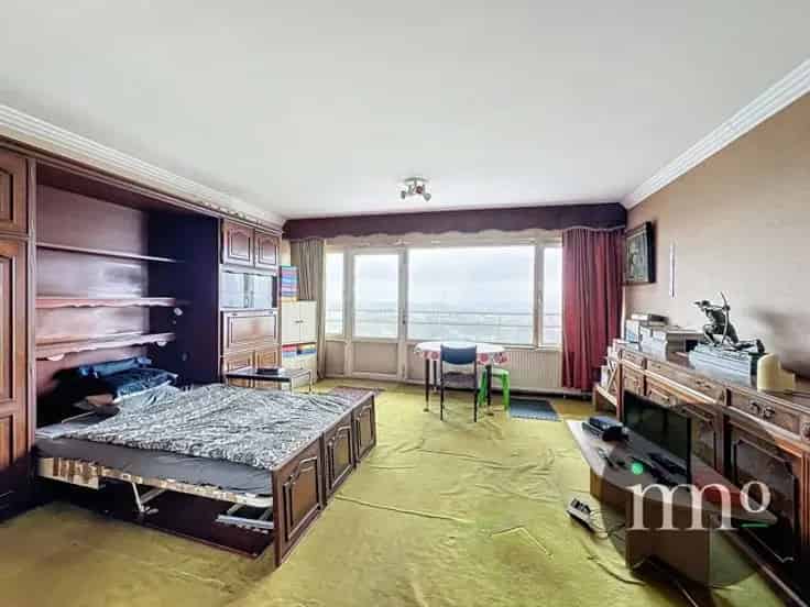 Studio Te Koop St-Jans-Molenbeek: Appartement met Uitzicht