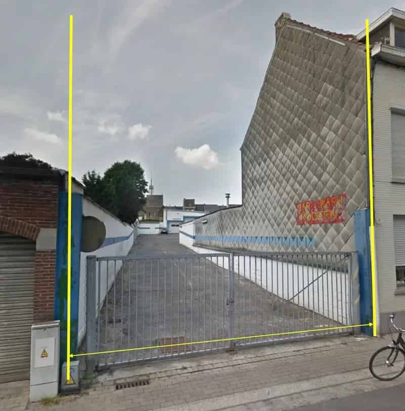 Projectgrond 1200m² Twee Inritten