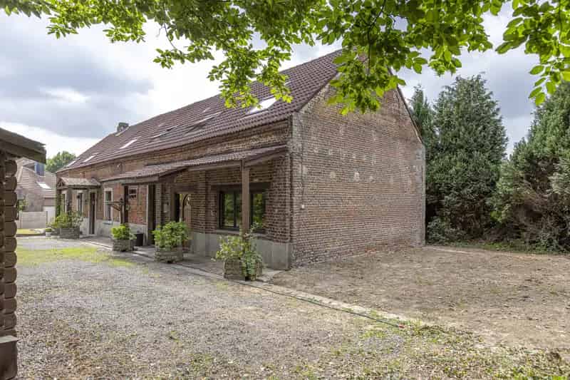 Kangeroewoning Dilbeek: Twee Woongedeeltes Nabij Centrum en Natuur