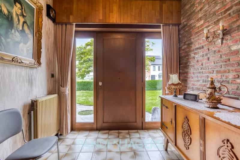 Te renoveren woning Duffel 3 slaapkamers grote zolder
