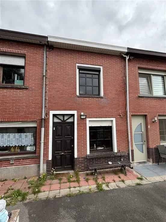 Huis Te Koop Mooie Woning Met Tuin En Garage