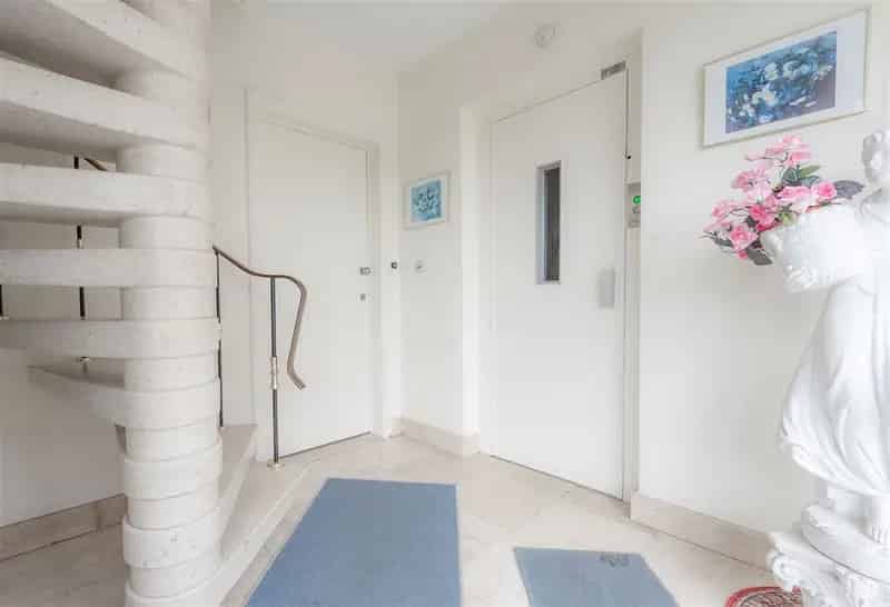 Opbrengsteigendom Belsele: 4 Appartementen en Garages