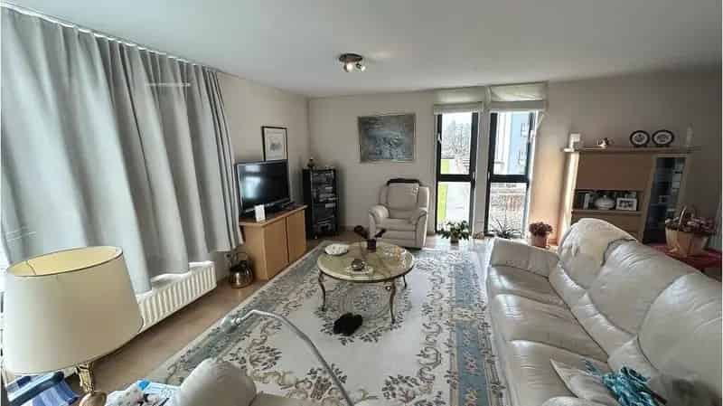 Appartement te koop Sint Kruis 2 slaapkamers terras garage