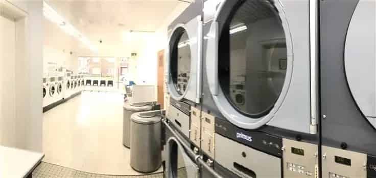 Appartementenblok Te Koop Nabij Rivierenhof Hoog Rendement