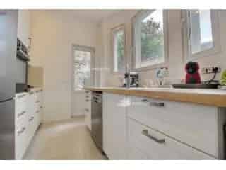 Handelsfonds Schaarbeek 3 Appartementen 320m² Zonnepanelen