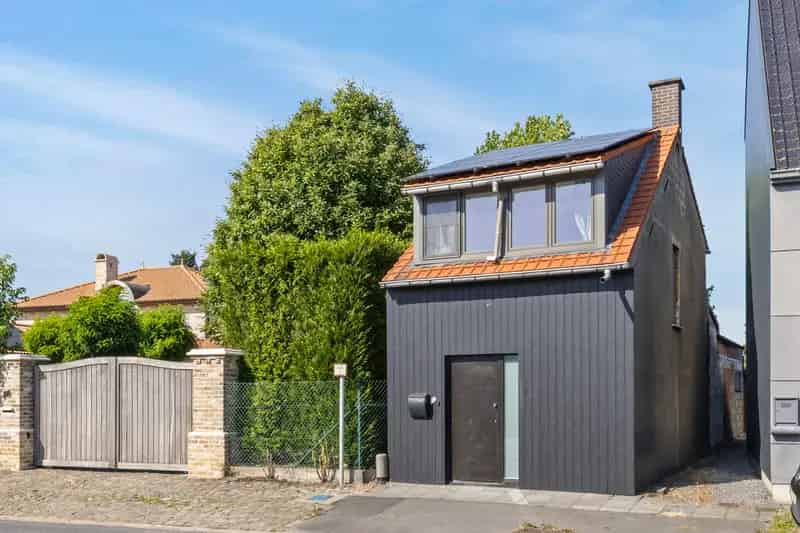 Huis te koop 2 slaapkamers Oost-gerichte tuin Nabij E17