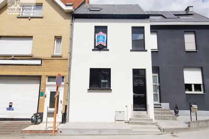 Huis te koop Erembodegem: 3 slaapkamers, tuin