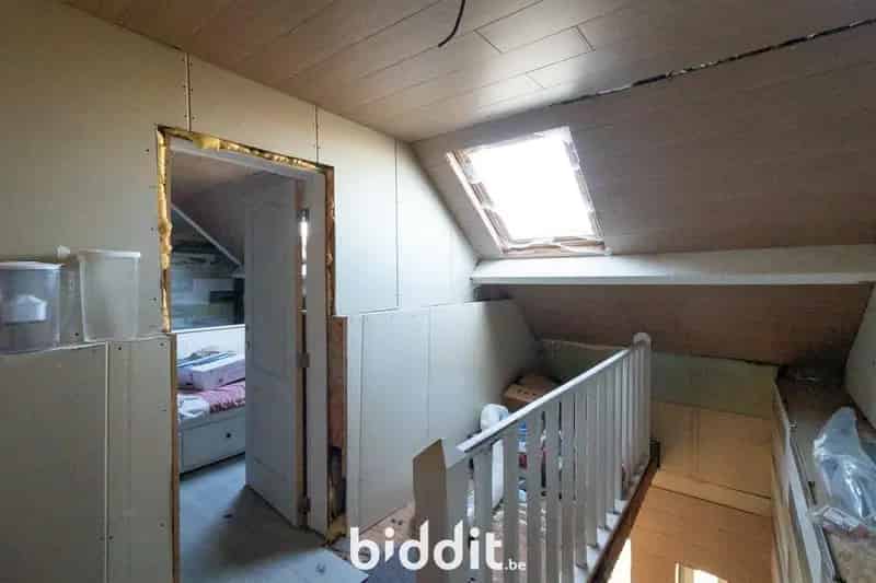 Te renoveren halfopen bebouwing Zepperen