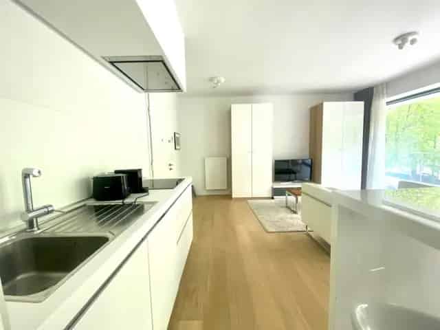 Studio te Huur Ixelles - Louise - Nabij Bois de la Cambre