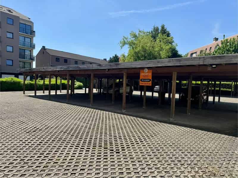 Garage te huur Kessel-Lo: Carport nabij uitvalswegen