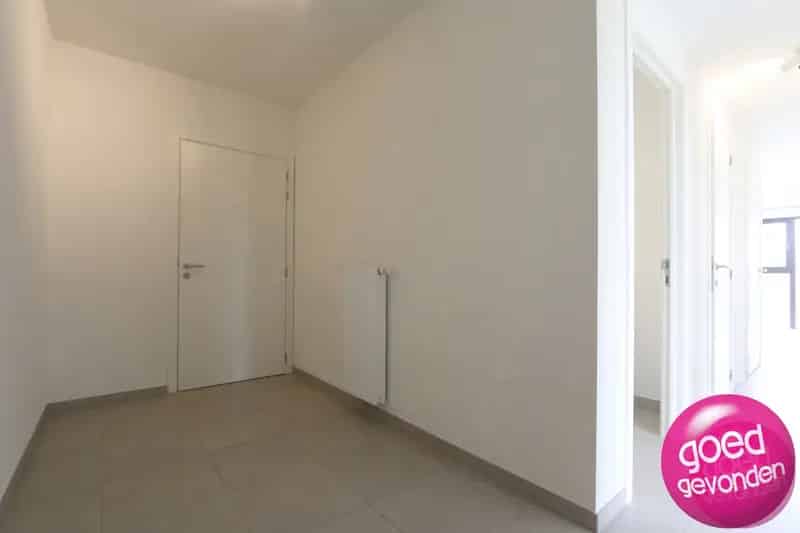 Appartement te huur 2 slaapkamers terras kelder parking energiezuinig