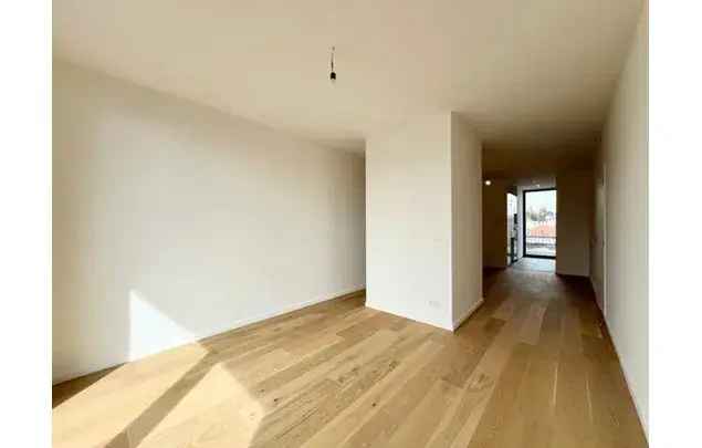 Huur 2 slaapkamer appartement van 85 m² in Brussels