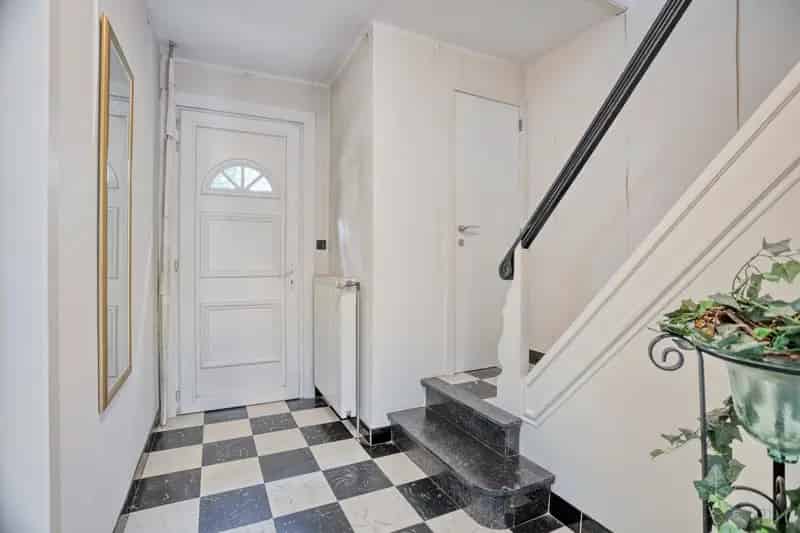 Halfopen Woning te Koop Diest 3 Slaapkamers Tuin Garage