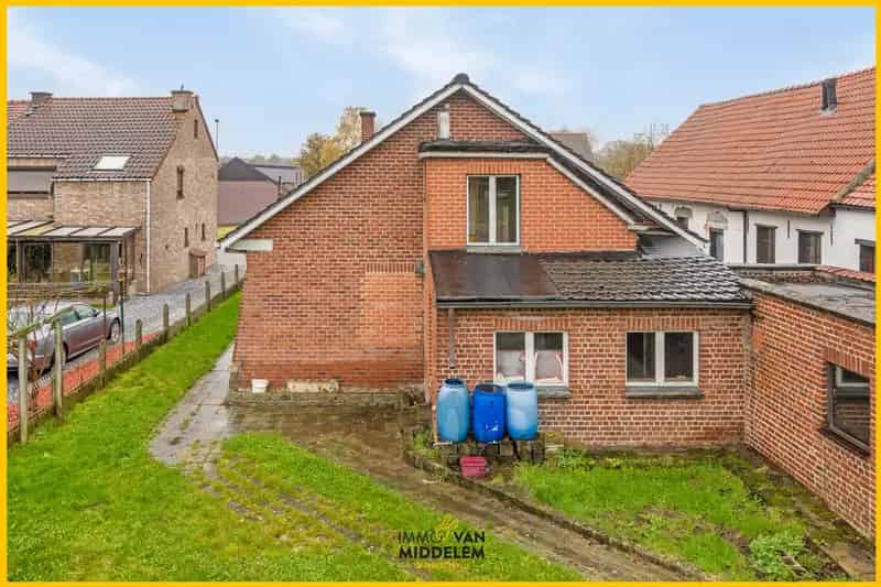 Te renoveren bungalow 585m2