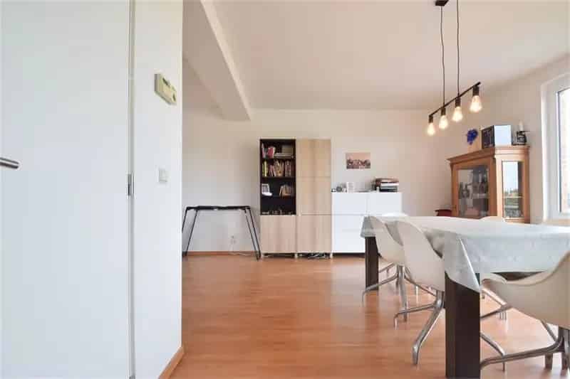 Duplex 3 slaapkamers Tisselt te huur