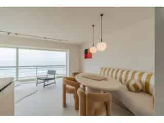 Appartement Knokke Zeedijk - Gerenoveerd met Zeezicht