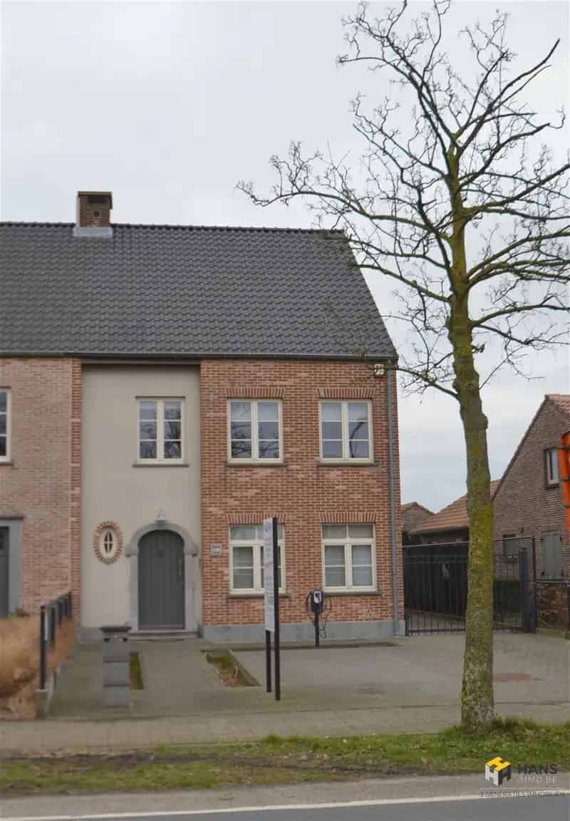 Huis te Koop 3 slaapkamers Grote Tuin Nabij Stabroek