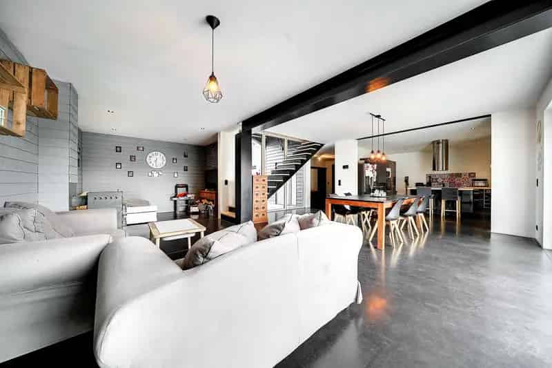 Huis 5 slaapkamers Zétrud-Lumay - gerenoveerd - EPC A