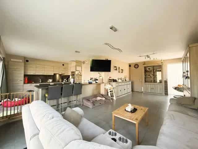 Huis te koop Deinze - Recent gebouwde halfopen woning met garage