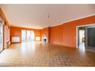 Appartement te renoveren Ukkel - Nabij Wolvendaelpark