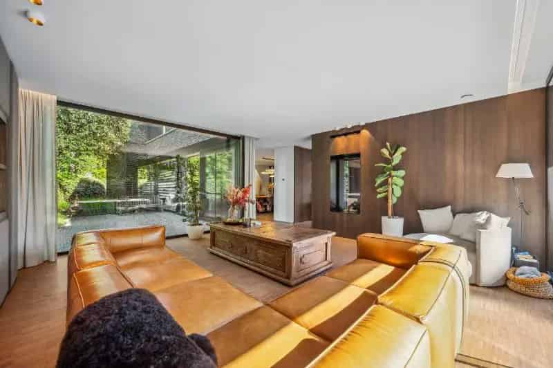 Moderne Villa 532m² 15 Are