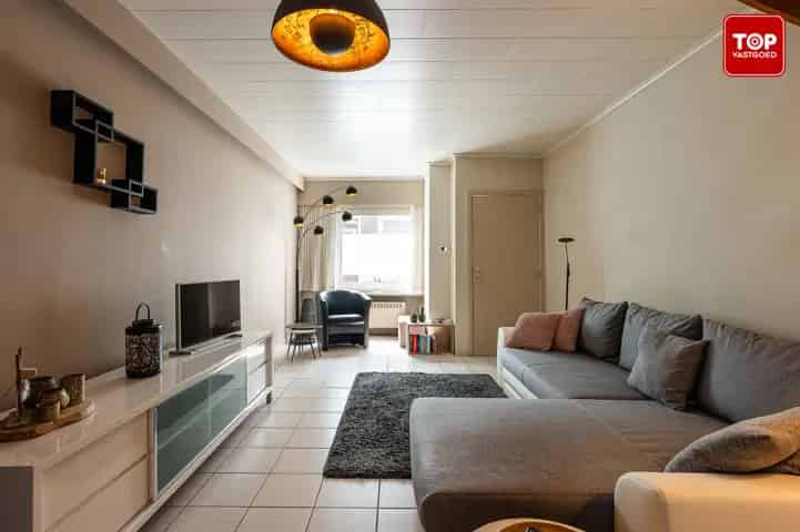 Huis te koop Gentbrugge: Instapklare woning in rustige straat