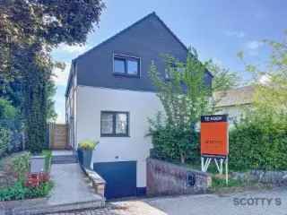 Huis te Koop Sint-Genesius-Rode 185m² Gerenoveerd EPC B