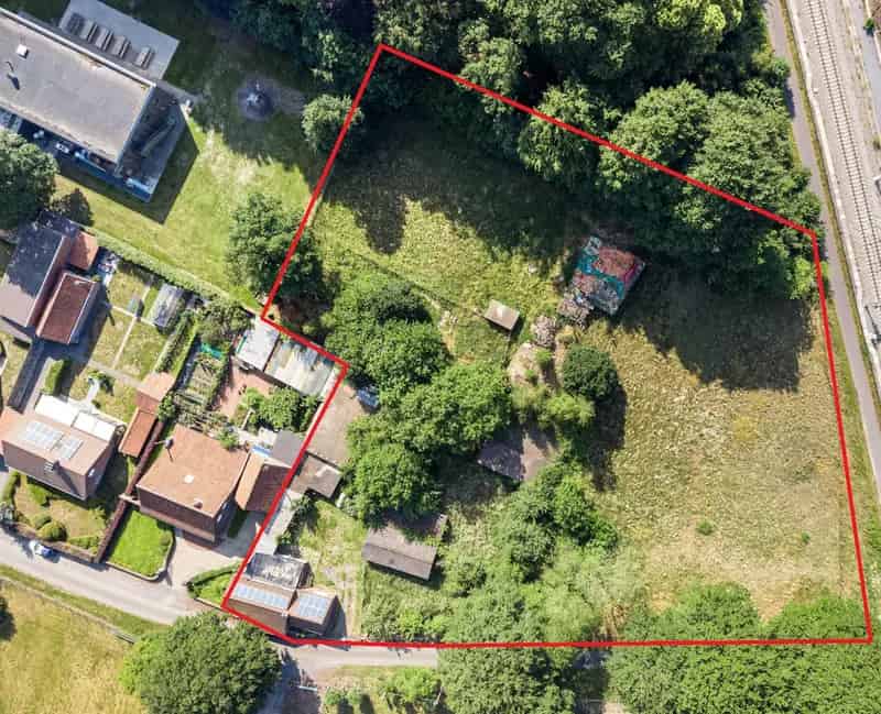 Te renoveren hoeve nabij Aalter - 6000m² grond