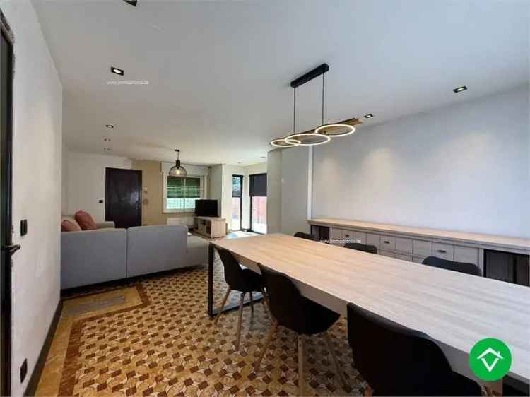 Te Koop Torhout: Instapklare Woning 2 slaapkamers (3 mogelijk)