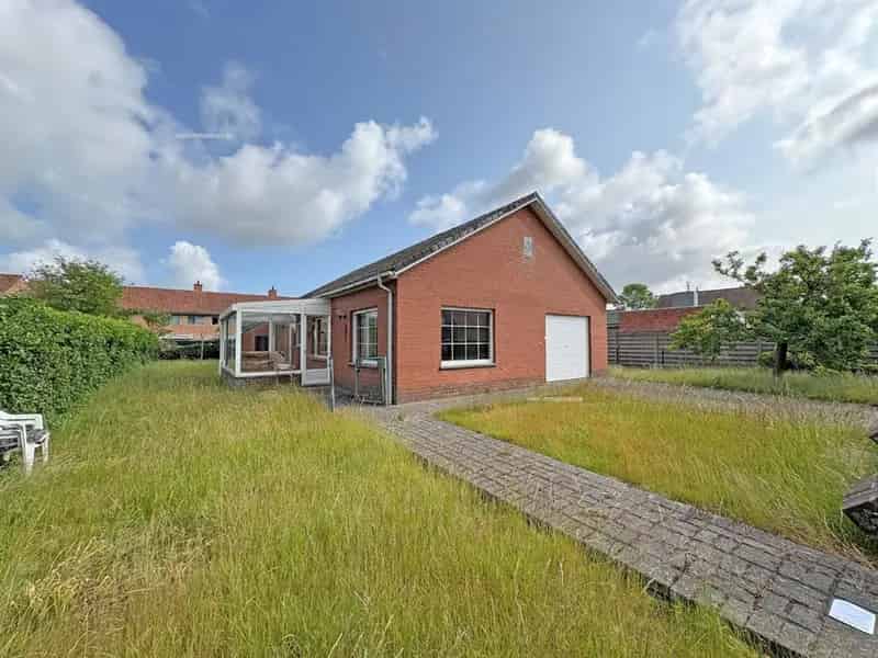 Villa te Koop Koksijde - 2 slaapkamers - Te renoveren