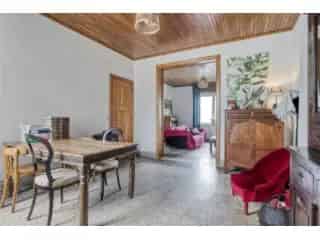 Huis te koop Kluisbergen Ruime woning met bijgebouw en potentieel