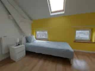 Appartement Medehuur Monceau-sur-Sambre 9 slaapkamers