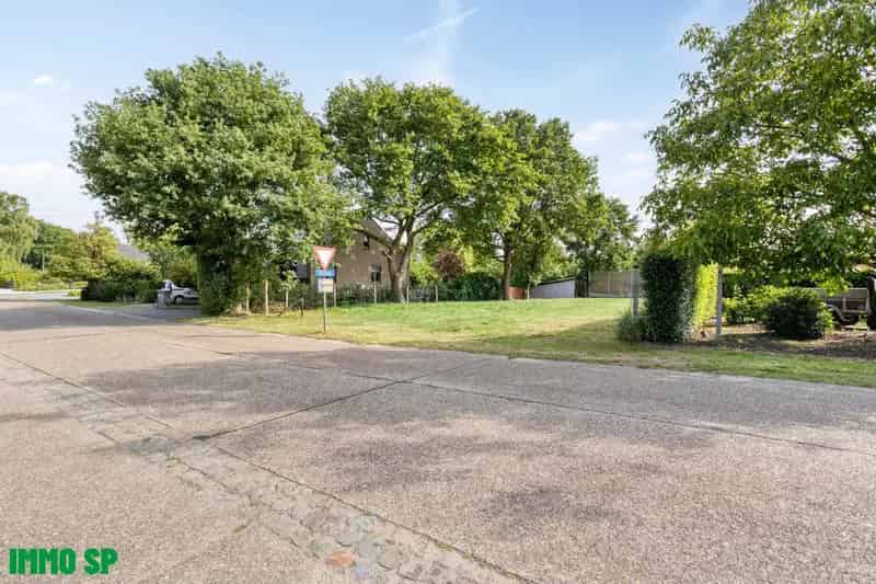 Bouwgrond te koop Bergom 587m2