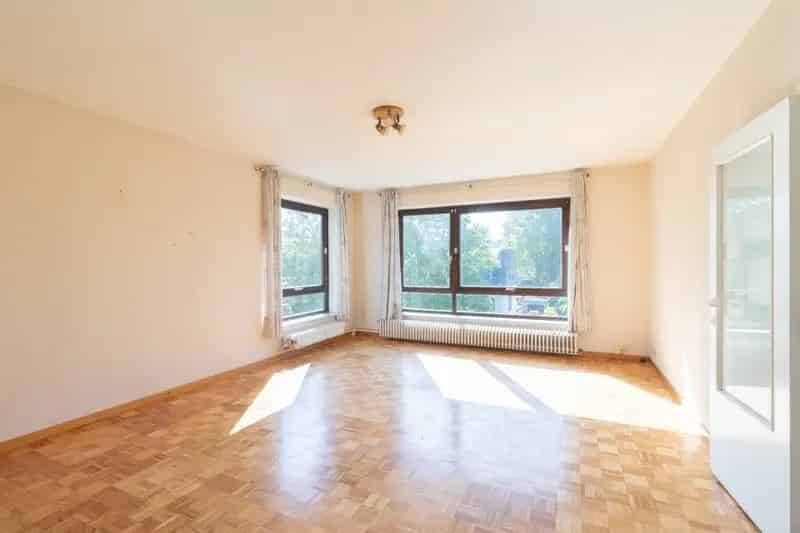 Lichtrijk appartement te koop in Mortsel