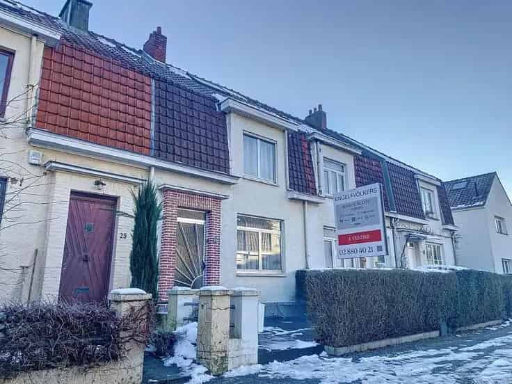 Huis Te Koop Joli Bois: 3 Slaapkamers, Tuin en Karakter