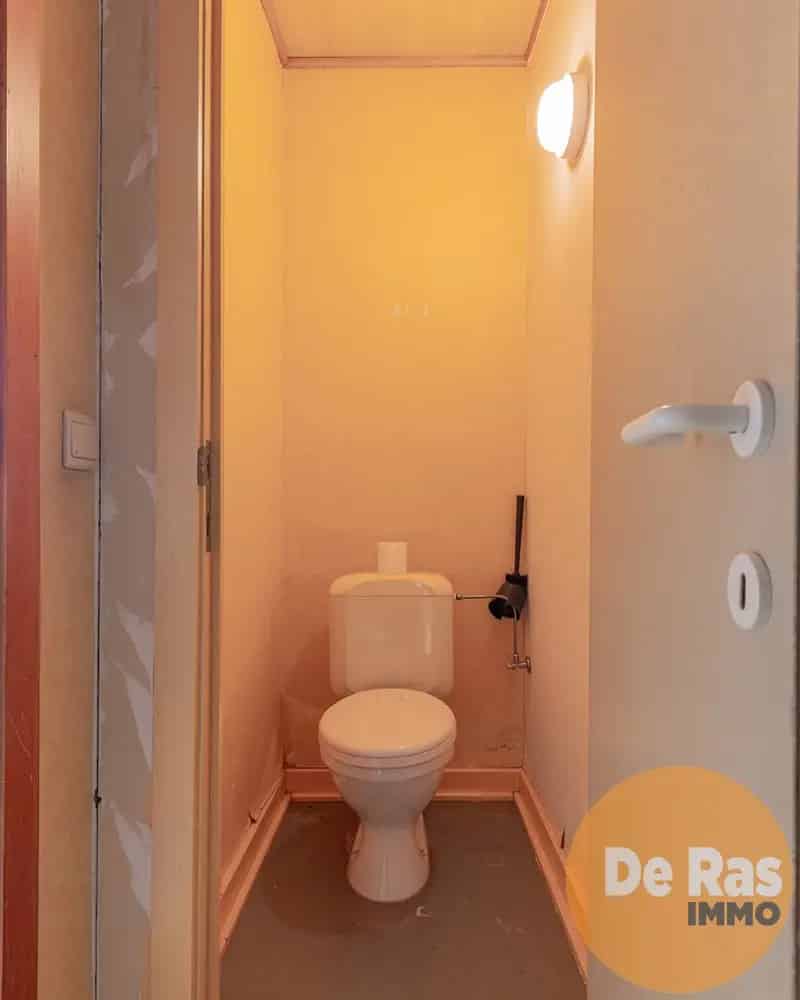 Te renoveren huis met tuin in Uitbergen
