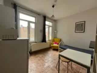Appartement te delen Luik - Gemeubileerd nabij openbaar vervoer