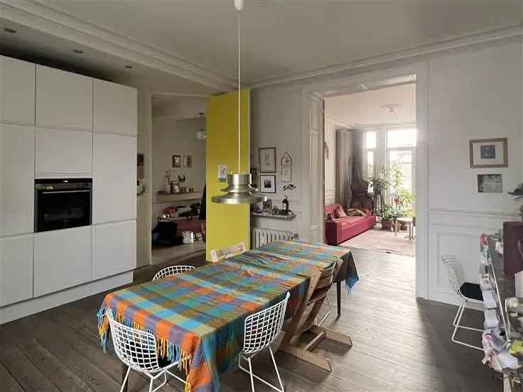 Ruim Appartement Nabij Brussel Zuid
