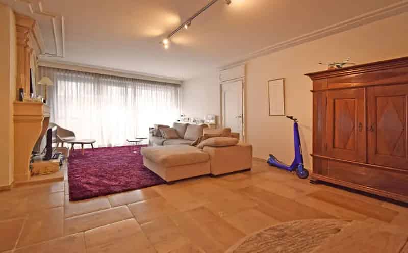 Stijlvol Appartement te Koop in Centrum Roeselare