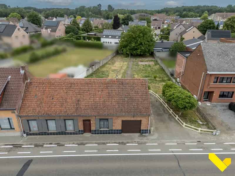 Huis te koop met nieuwbouw mogelijkheden Herselt