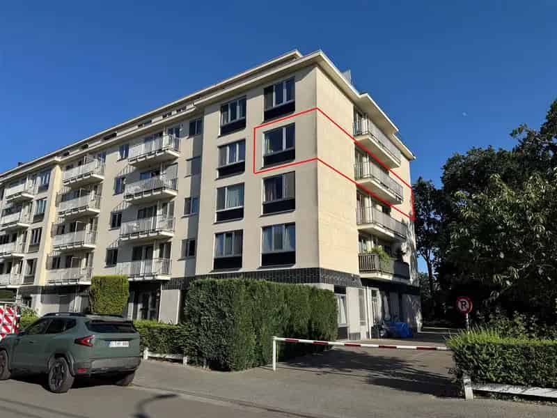 Appartement te huur te Montreal 95m²