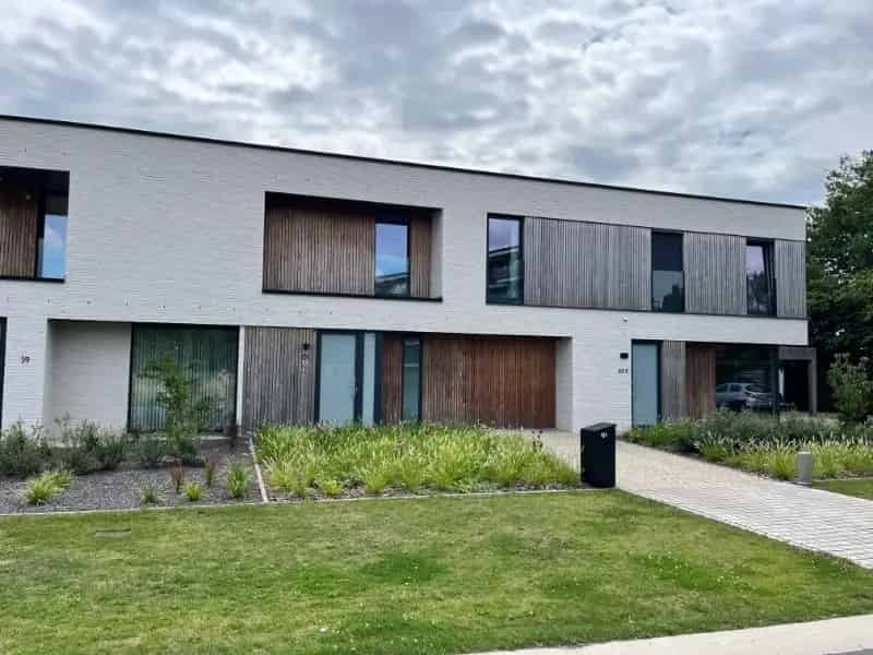 Nieuwbouwwoning 4 slaapkamers zonnepanelen