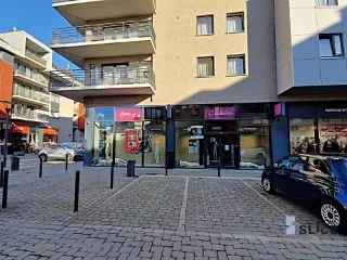 Handelspand te Huur Tubize 284m² Centrum Nabij Station