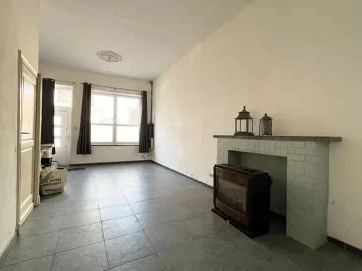 Huis Te Koop Andenne: Gezellige woning met tuin