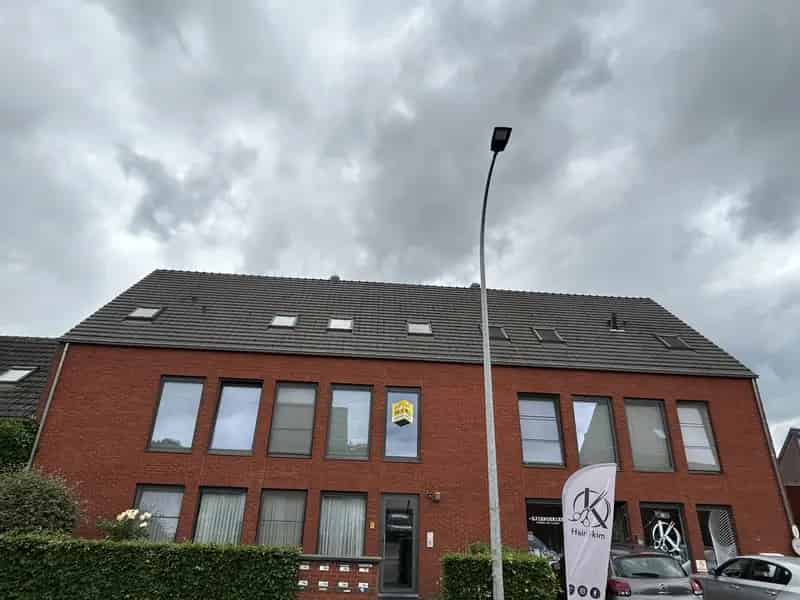 Dakappartement te huur Olen - Ruim terras en garage