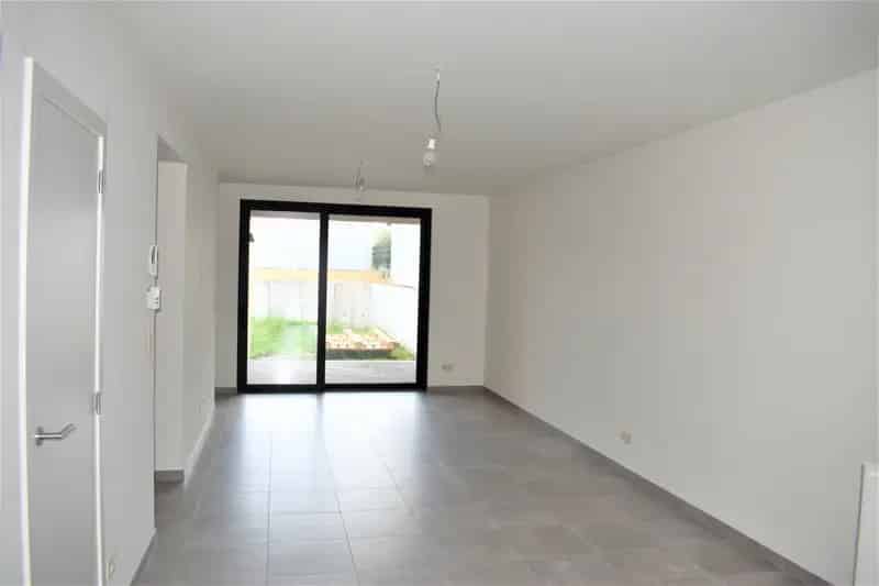Appartement te koop Ninove: 2 slaapkamers, terras, tuin en garage