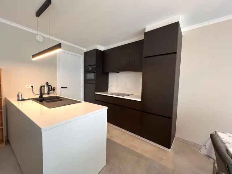 Appartement te huur 3 slaapkamers 2 terrassen garage